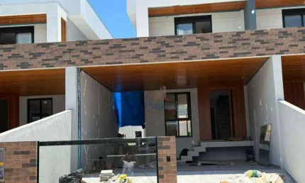 Sobrado com 3 dormitórios à venda, 150 m² por R$ 985.000,00 - Passa Vinte - Palhoça/SC