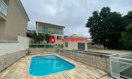Casa em condomínio fechado com 4 quartos à venda na RJ 106, Balneário São Pedro, São Pedro da Aldeia por R$ 850.000