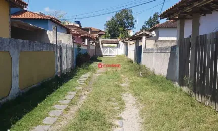 Casa em condomínio fechado com 2 quartos à venda na Rua Prefeito Waldir da Silva Lobo, 14, Morro do Milagre, São Pedro da Aldeia