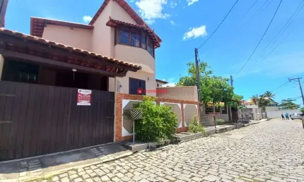 Casa em condomínio fechado com 4 quartos à venda na Rodovia Amaral Peixoto, 5, Praia Linda, São Pedro da Aldeia por R$ 800.000