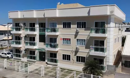 Apartamento com 2 quartos à venda na Rua Cinco, Rua 05, Nova São Pedro, São Pedro da Aldeia, 70 m2 por R$ 350.000