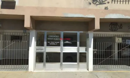 EXCELENTE APARTAMENTO 3 QUARTOS-CENTRO DE SÃO PEDRO DA ALDEIA.