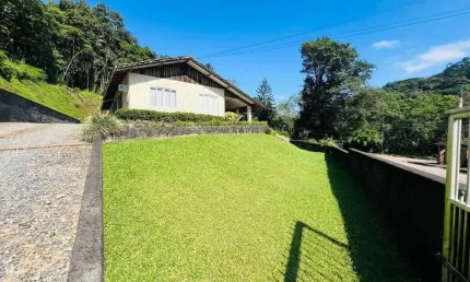 Casa com 3 quartos à venda no São Marcos, Joinville 