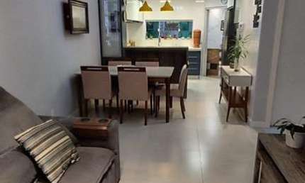 Casa Geminada Moderna à Venda no Bairro Glória, Joinville/SC - Conforto e Sofisticação