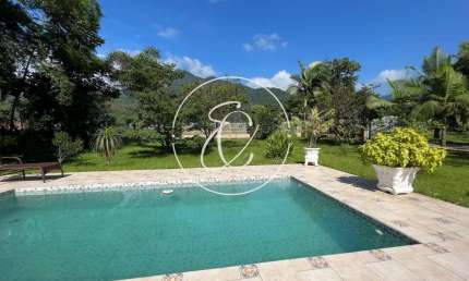 Chácara Espetacular em Garuva com Piscina e Rio nos Fundos - Apenas 25 Minutos de Joinville