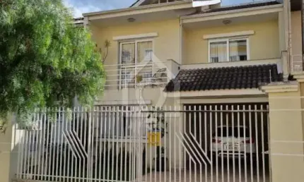 Casa com 3 quartos à venda na Rua Manoel Machuca, 204, Uvaranas, Ponta Grossa