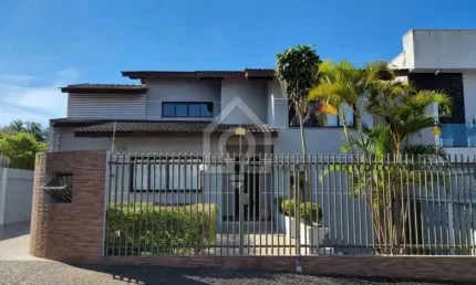 Casa com 3 quartos à venda na Rua Assis Brasil, Orfãs, Ponta Grossa