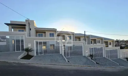 Casa com 3 quartos à venda na Rua Suíça, Oficinas, Ponta Grossa