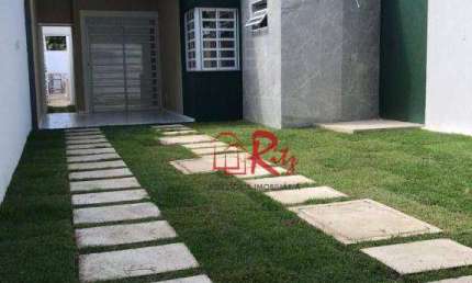 Casa com 3 dormitórios à venda, 93 m² por R$ 395.000 - Urucunema - Eusébio/CE