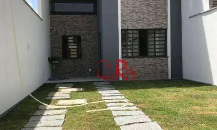Casa com 3 dormitórios à venda, 112 m² por R$ 465.000 - Centro - Eusébio/CE