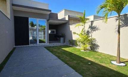 Casa com 3 dormitórios à venda, 93 m² por R$ 369.000,00 - Centro - Eusébio/CE