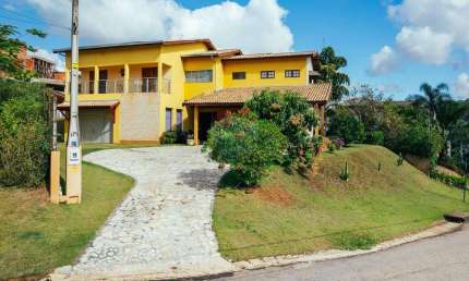 Casa a venda em Itupeva-SP. Com 6 quartos, 440,56m², Condomínio Village Morro Alto