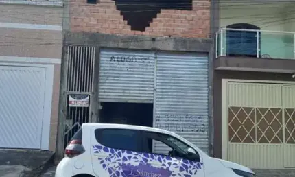 Salão Comercial para Locação em Itaquaquecetuba, Jardim Moraes, 2 banheiros