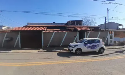 Casa para Venda em Itaquaquecetuba, Vila Maria Augusta, 2 dormitórios, 1 suíte, 2 banheiros, 3 vagas