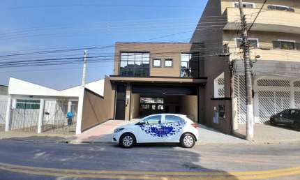 Salão Comercial para Locação em Arujá, Jardim Planalto, 2 banheiros, 4 vagas