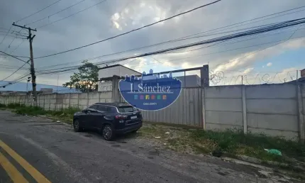 Terreno para Locação em Itaquaquecetuba, Vila Miranda
