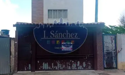 Casa para Locação em Itaquaquecetuba, Parque Recanto Mônica, 2 dormitórios, 1 banheiro, 1 vaga