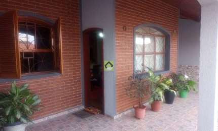 Casa com 4 dormitórios à venda, 227 m² por R$ 795.000 - Vila Santa Terezinha - Várzea Paulista/SP.