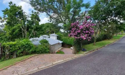 Casa com 4 dormitórios à venda, 320 m² por R$ 1.500.000,00 - Ville de Chamonix - Itatiba/SP