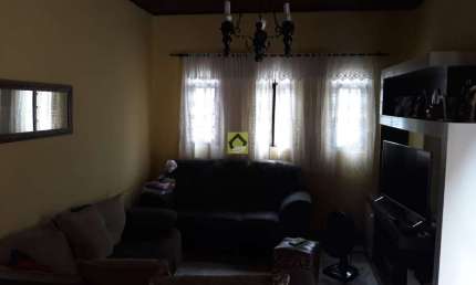 CASA A VENDA no Bairro VILA SÃO JOSÉ em VÁRZEA PAULISTA - SP.