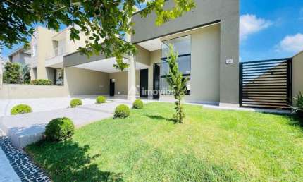 Casa alto padrão para venda, 450,00 m² área total, 226,00 área construída, Condomínio Phillipson Park, Americana-SP.