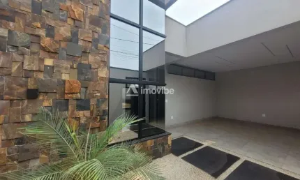 Casa à venda com 03 dormitórios Jardim Sousa Queiros em SBO-SP