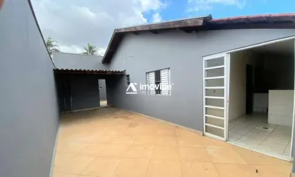 Casa Aconchegante no Jardim São Francisco, com 2 quartos e quintal – Espaço e Conforto em Santa Bárbara d'Oeste!