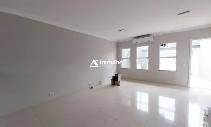 Casa com 03 Dormitórios, Churrasqueira e Vaga de Garagem - Jardim Terramérica, Americana SP