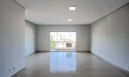 Sala Comercial com 1 Banheiro e Sacada no Bairro Bôer em - Americana - SP