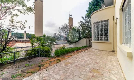 Casa com 4 quartos à venda na Rua Itápolis, 703, Pacaembu, São Paulo
