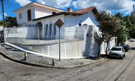 CASA TÉRREA A VENDA NO TREMEMBÉ, PRÓXIMA AO HORTO FLORESTAL - 4 DORMS (1 SUÍTE) E 5 VAGAS.
