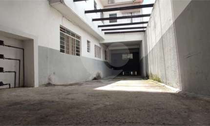 terreno  400 mt  8x50  com seis casas parada inglesa