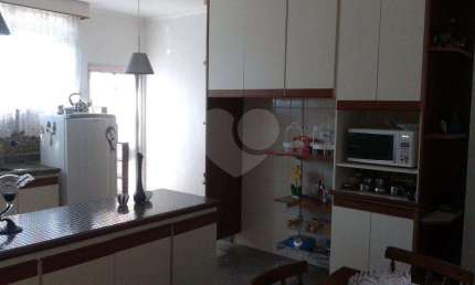 Casa Térrea Santana | 500m² | 3 Dormitórios (1 Suíte com varanda) | 5 Vagas | Espaço Gourmet