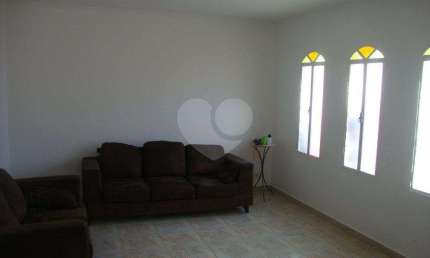 Casa à venda com 3 quartos, 1 suíte, 6 vagas, aceita permuta - Jardim Guapira - São Paulo/SP