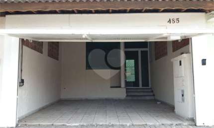 Casa com 3 quartos à venda na Rua Humberto Bortolo, 485, Tremembé, São Paulo