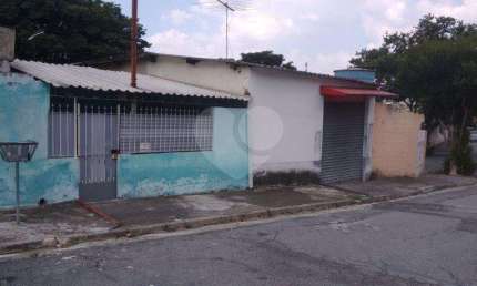 Atenção Investidores imovel com tres casas somando renda de 3mil mensal