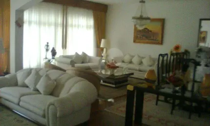 CASA TÉRREA EXCELENTE A VENDA NO TREMEMBÉ - 3 SUÍTES, PISCINA AREA GOURMET  E 4 VAGAS DE GARAGEM