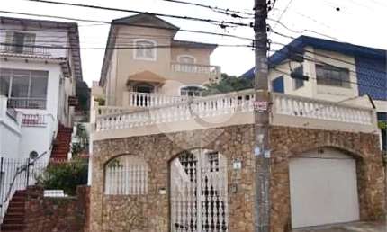 Sobrado Santana | 4 Dormitórios | 450m² | 4 Vagas | Ótima Localização