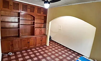 CASA TÉRREA A VENDA NO JARDIM SÃO PAULO - PRÓX. AO METRÔ - 3 DORMS (1 SUÍTE) E 2 VAGAS DE GARAGEM