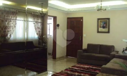 Casa com 5 quartos à venda na Rua Tapecima, 137, Vila Constança, São Paulo