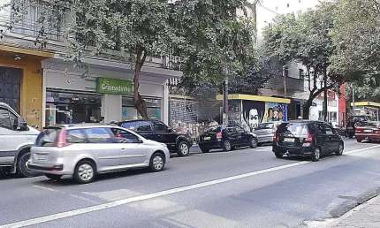 Terreno, a venda, com 400m², testada de 10m, no bairro de Pinheiros