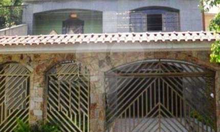 SOBRADO MARAVILHOSO A VENDA NO TREMEMBÉ - 3 SUÍTES, PISCINA E 8 VAGAS DE GARAGEM