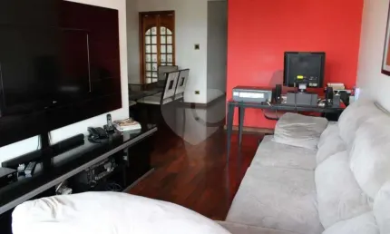 Casa com 87m  3 dorm  2 banheiros  2 salas  e 1 vaga de garagem