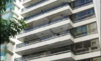 Apartamento à venda em Santana, amplo, claro e charmoso