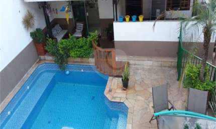 Casa com 3 quartos à venda na Rua Coruguati, 110, Vila Matilde, São Paulo