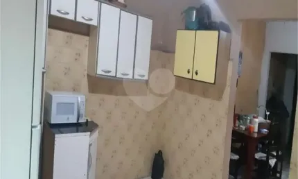 Casa com 2 quartos à venda na Rua Alto Araguaia, 157, Artur Alvim, São Paulo