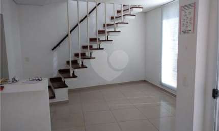 Casa Residencial à venda com 110 m² e 3 dormitórios, Santana, SP.