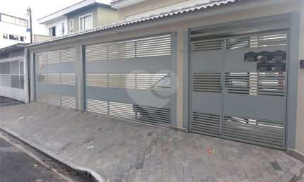 SOBRADO NOVO A VENDA EM CONDOMÍNIO FECHADO NO JD. TREMEMBÉ - 2 SUÍTES E 1 VAGA DE GARAGEM