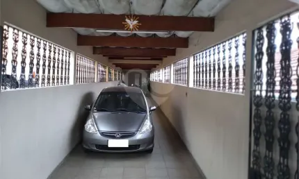 Casa térrea à venda com 4 dormitórios (sendo 3 suítes) próximo à estação tucuruvi do metrô