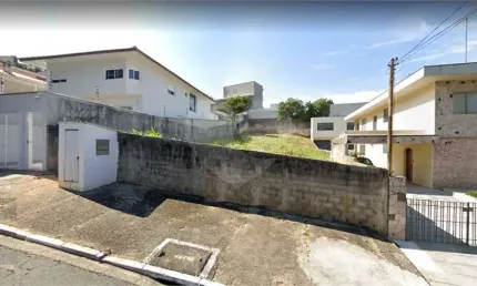 Terreno no Jardim São Bento com 600 metros  topografia plana para construção de Casa de Alto Padrão!